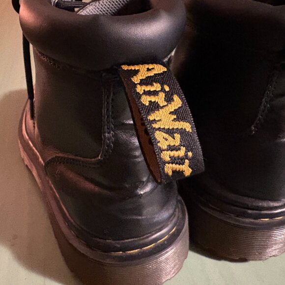 Dr. Docs Martens Cartor Black Leather 6 Eye Boots US Mens 9 Womens 10 main image 6